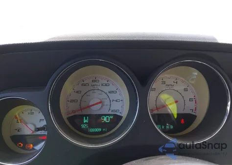 2014 Dodge Challenger R/T Plus from USA, damaged, VIN 2C3CDYBT0EH115289